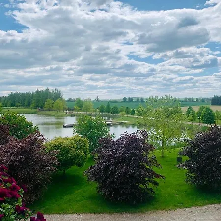 Dworek Romanowski منتجع *